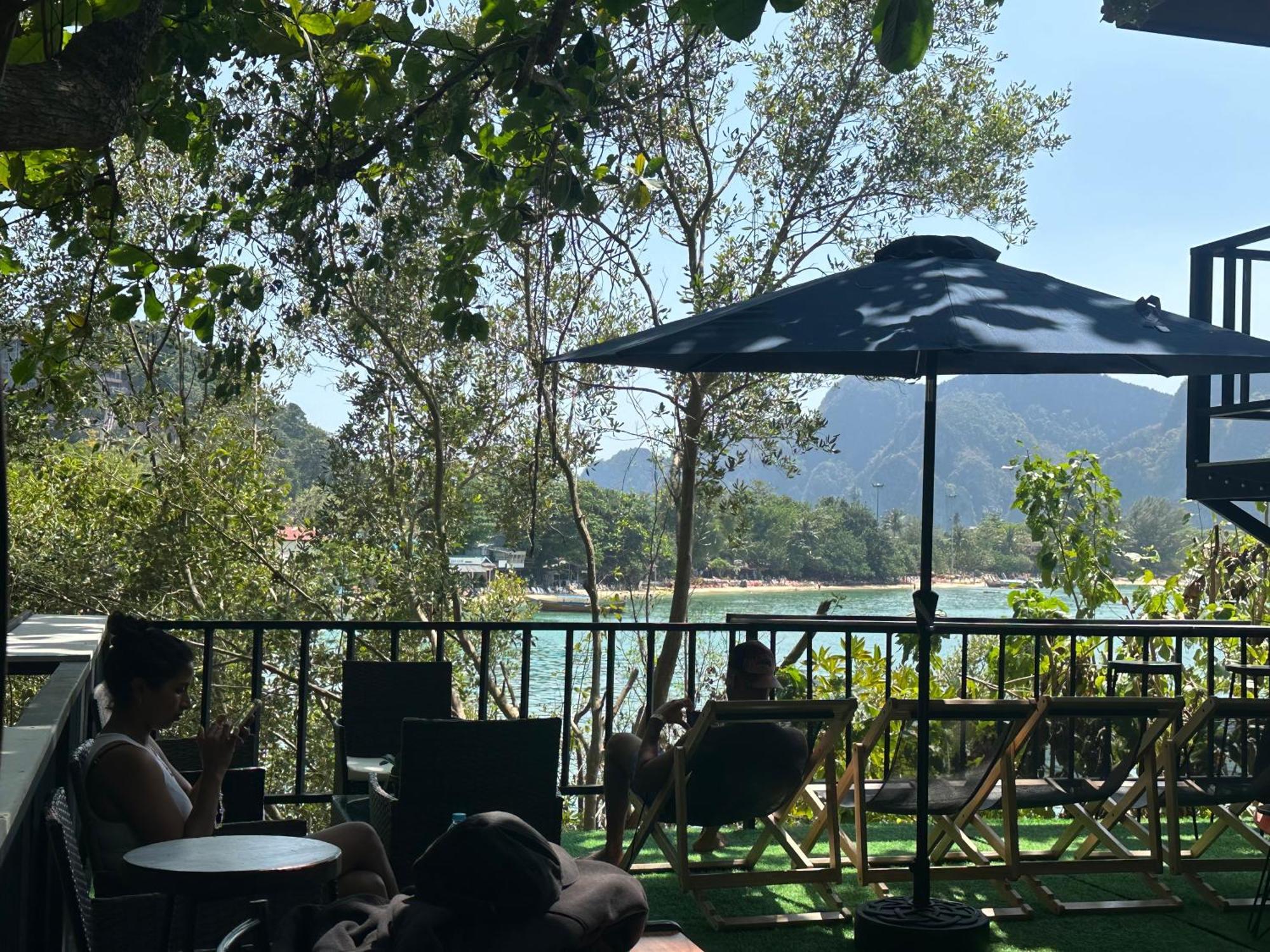 Sweed Dee Seaview Hostel Ko Phi Phi Zewnętrze zdjęcie
